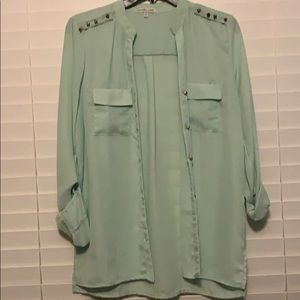 Mint Button up